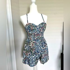 Abercrombie floral romper size Small